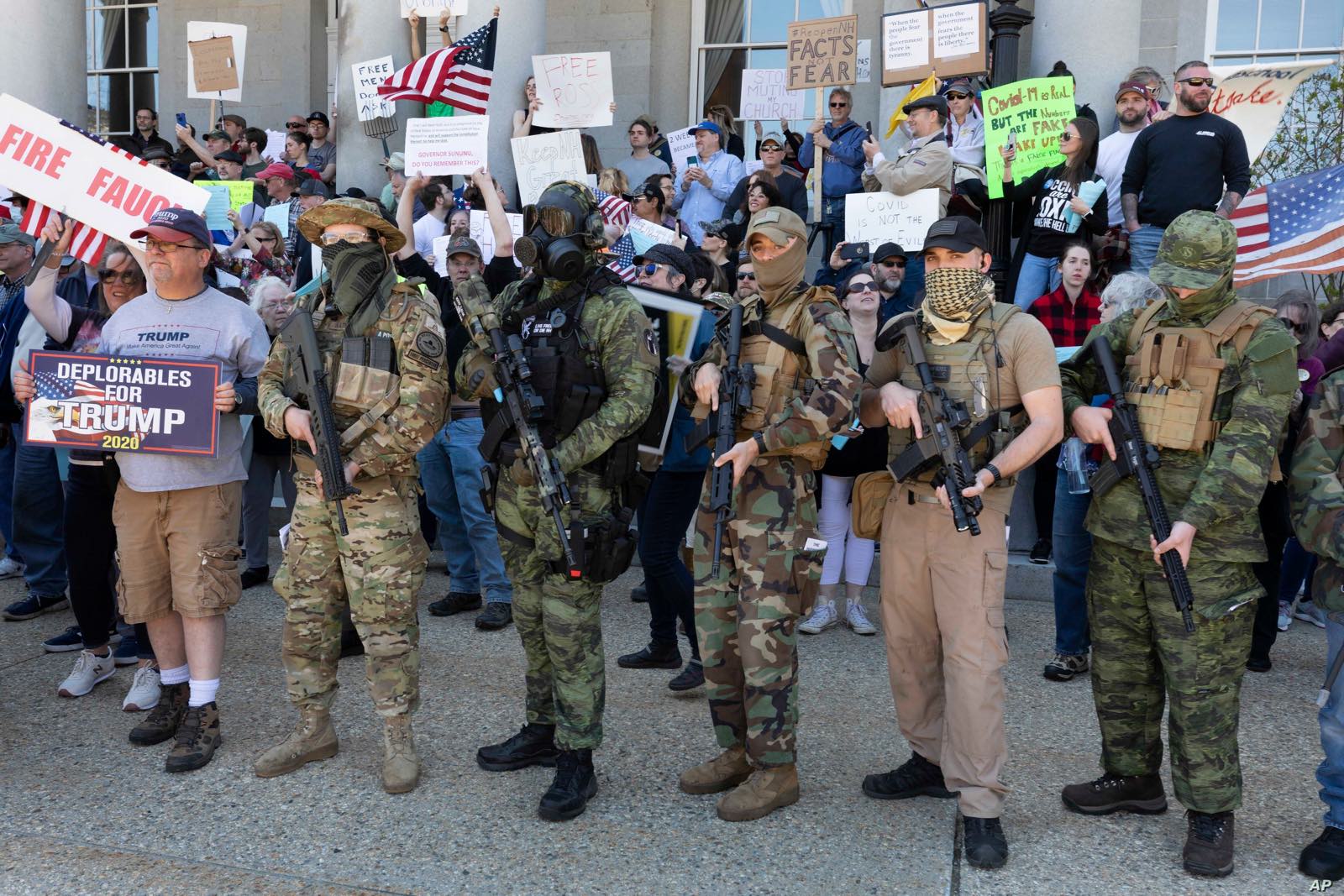 militia members